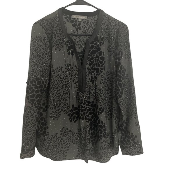Daniel Rainn Womens Gray & Black Leopard Blouse Long Sleeves Sz SM Animal Lightw - Picture 1 of 5